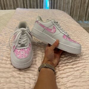 Louis Vuitton x Nike women’s pink & white trainers / sneakers. Air Force 1’s